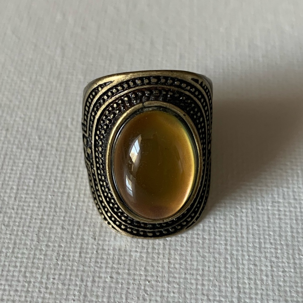 Mood ring
